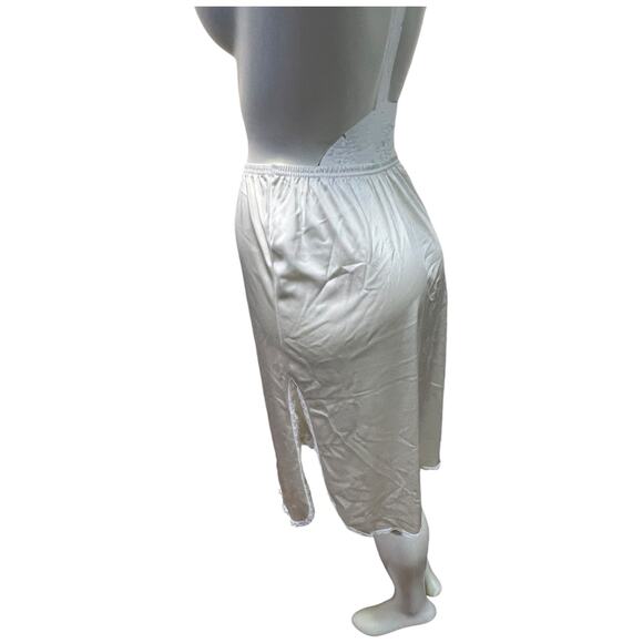 Vintage 90s Nylon Half Slip - Cream Antron III Lace Trim Skirt - Picture 3 of 14